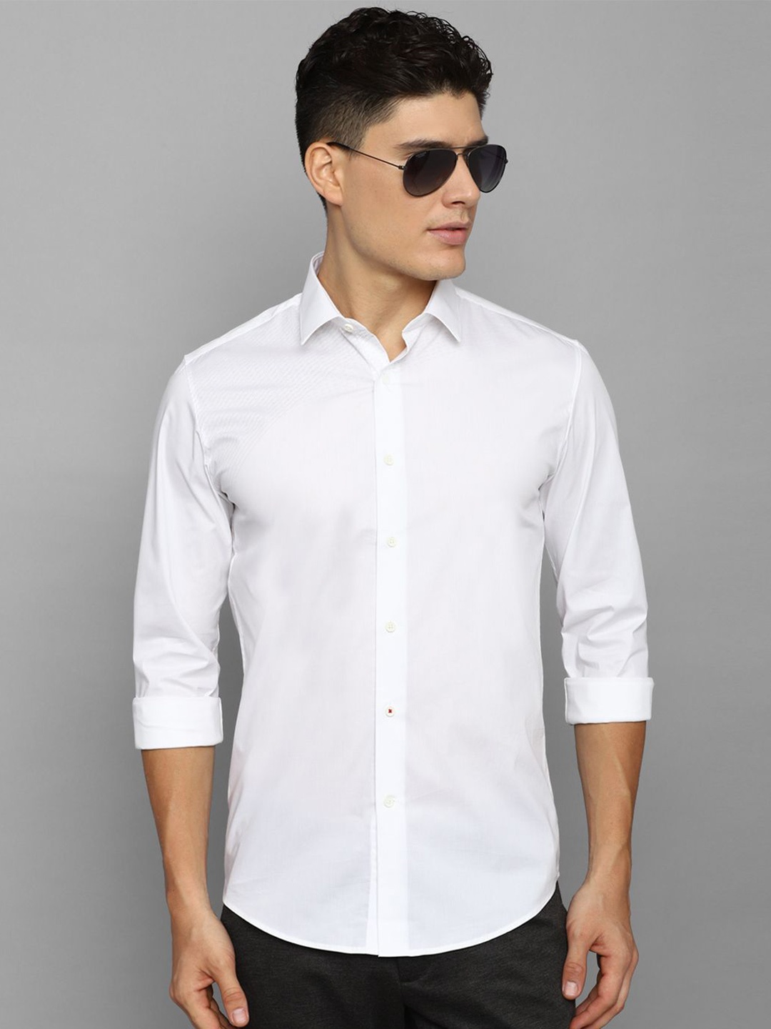 

Louis Philippe Sport Men Slim Fit Opaque Casual Shirt, White