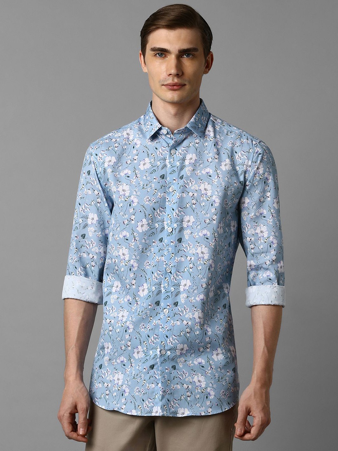 

Louis Philippe Sport Men Floral Opaque Printed Casual Shirt, Blue