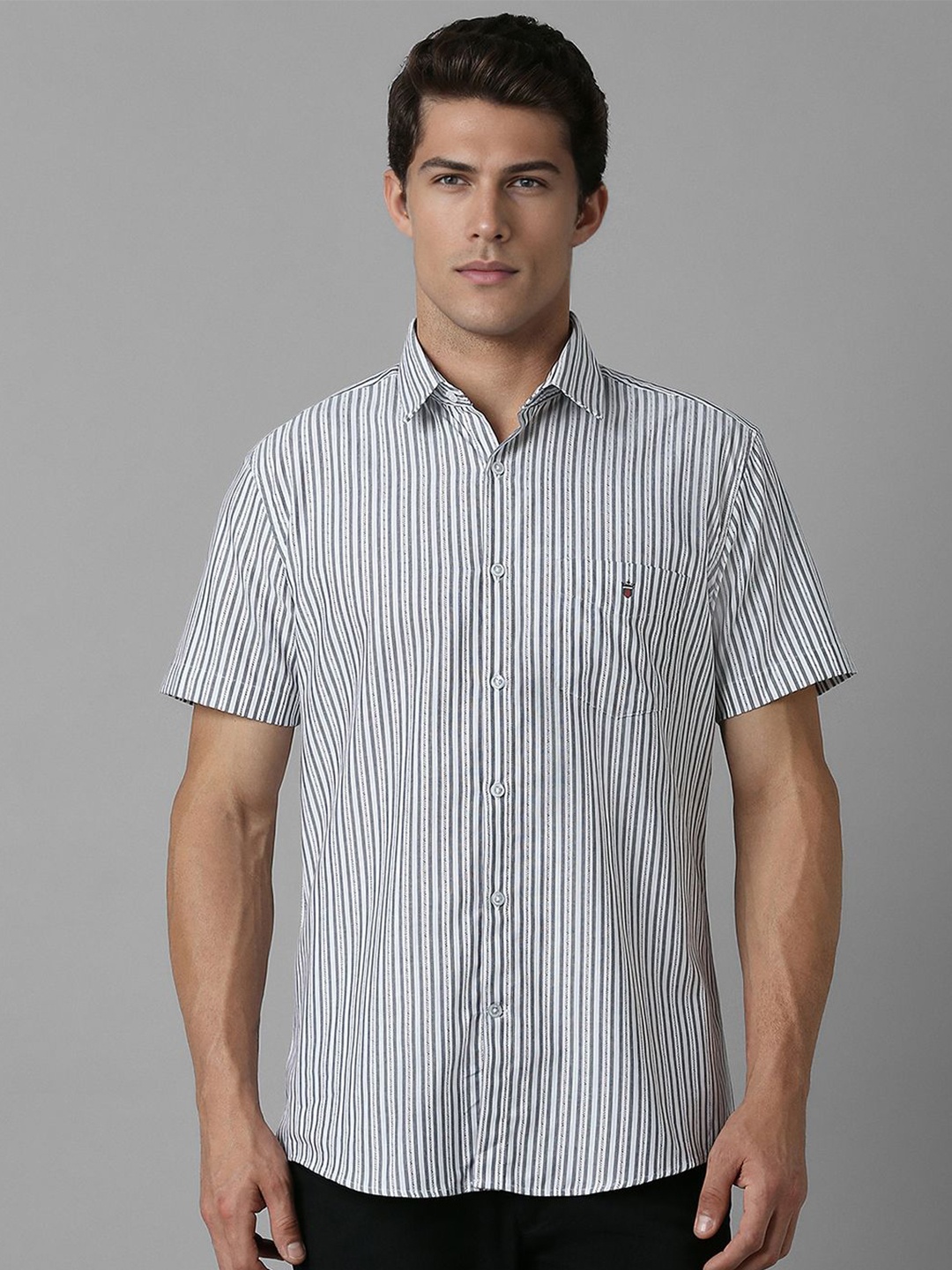 

Louis Philippe Sport Men Slim Fit Opaque Striped Casual Shirt, Grey