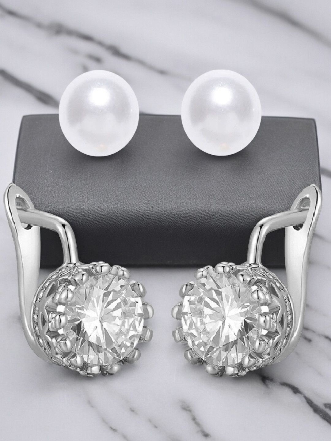 

OOMPH Contemporary Half Hoop Earrings, Silver