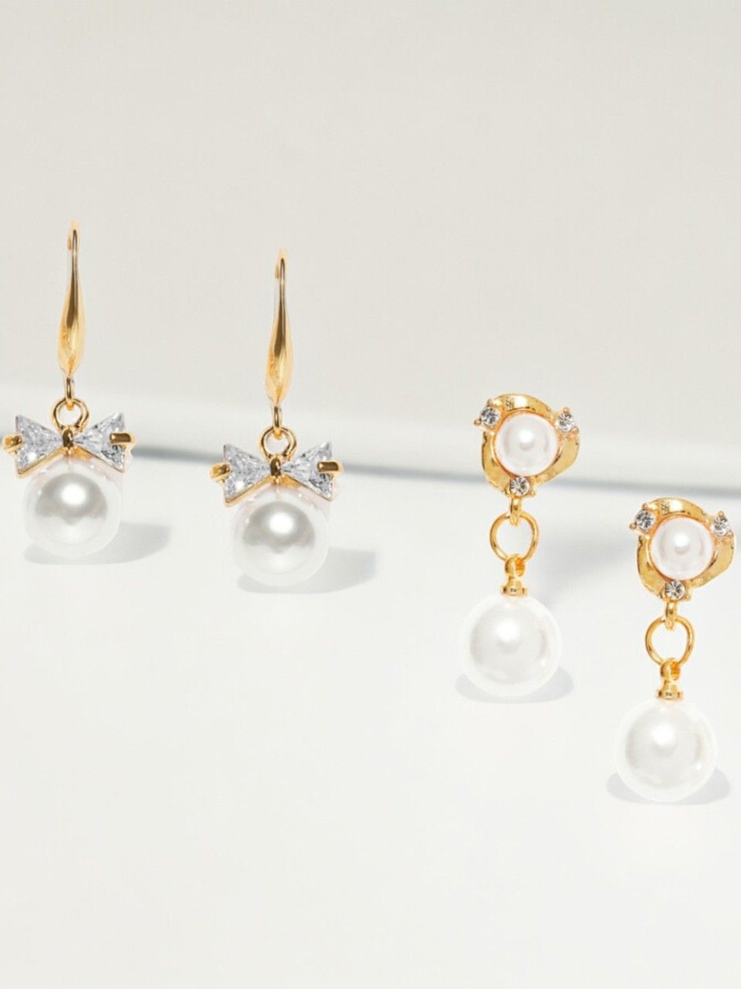 

OOMPH Contemporary Drop Earrings, Gold