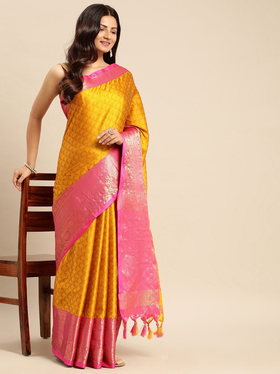 

Lyunica Woven Design Zari Silk Cotton Uppada Saree, Yellow