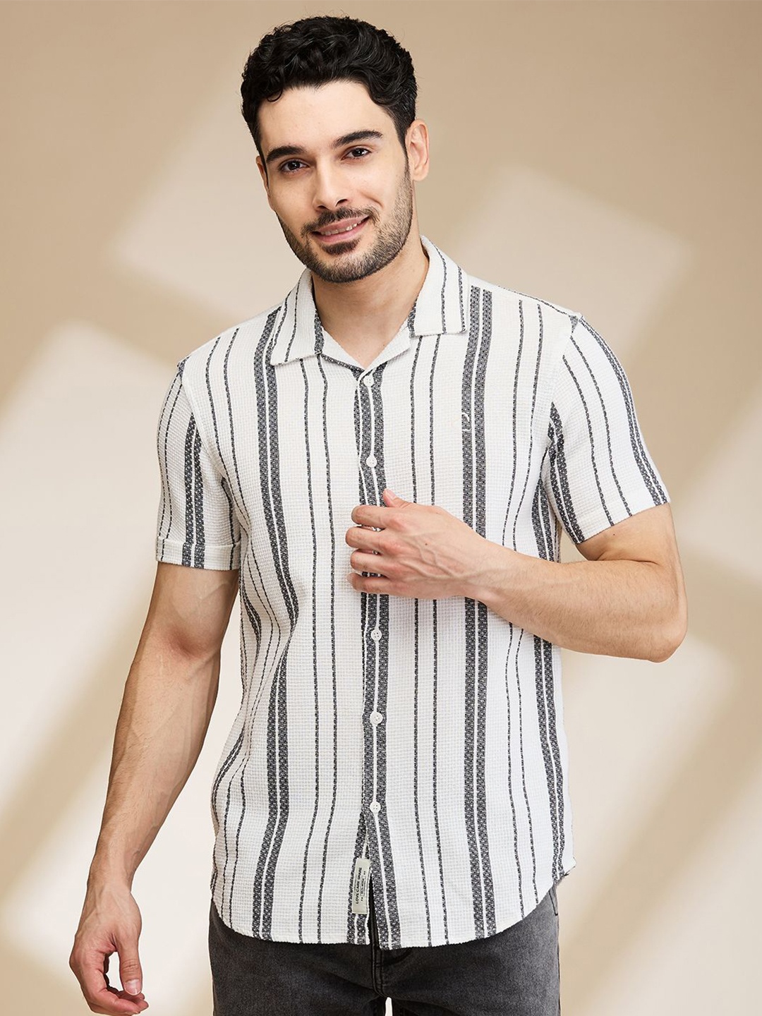 

Being Human Men Slim Fit Opaque Striped Casual Shirt, Grey