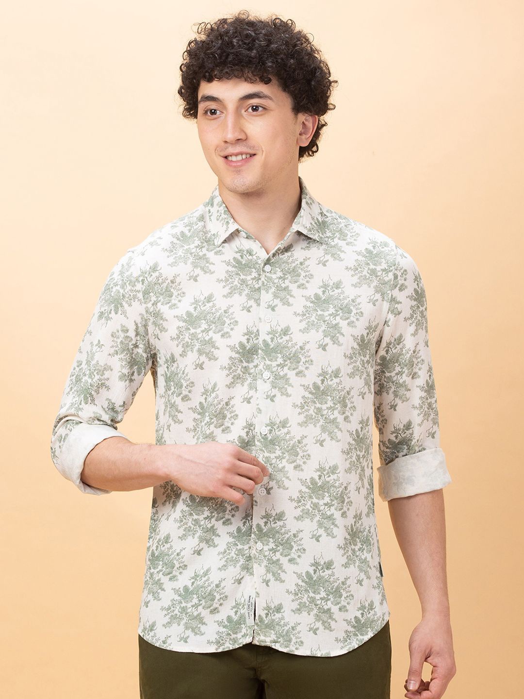 

Being Human Men Slim Fit Floral Opaque Printed Casual Shirt, Green