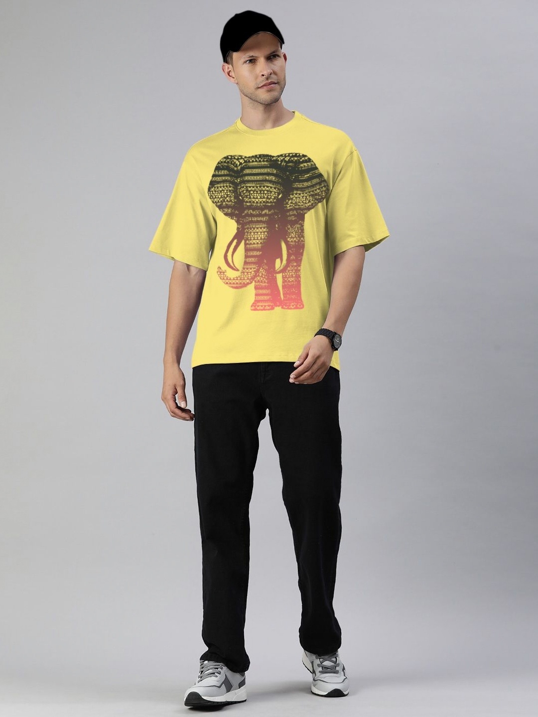 

Huetrap Men Typography Printed Raw Edge T-shirt, Yellow