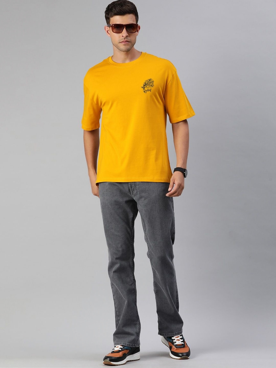 

Huetrap Men T-shirt, Yellow