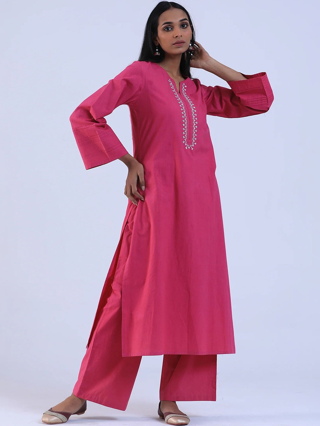 

TJORI Women Yoke Design Flared Sleeves Thread Work Anarkali Kurta, Pink