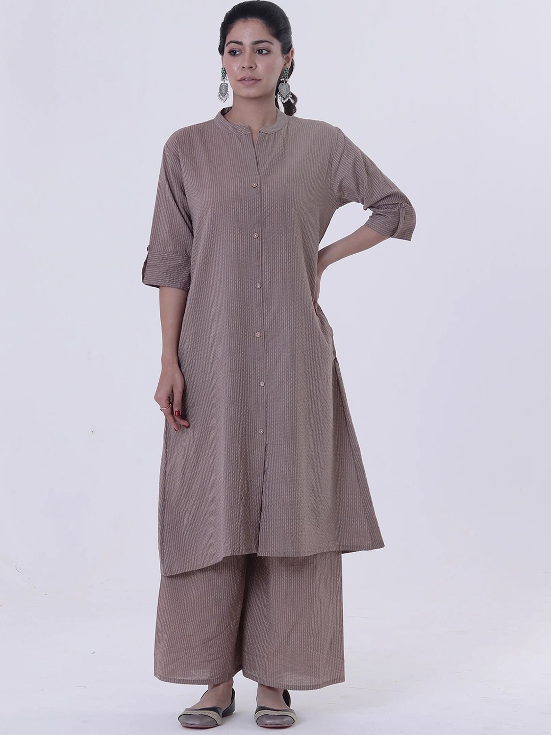 

TJORI Women Thread Work Kurta, Grey