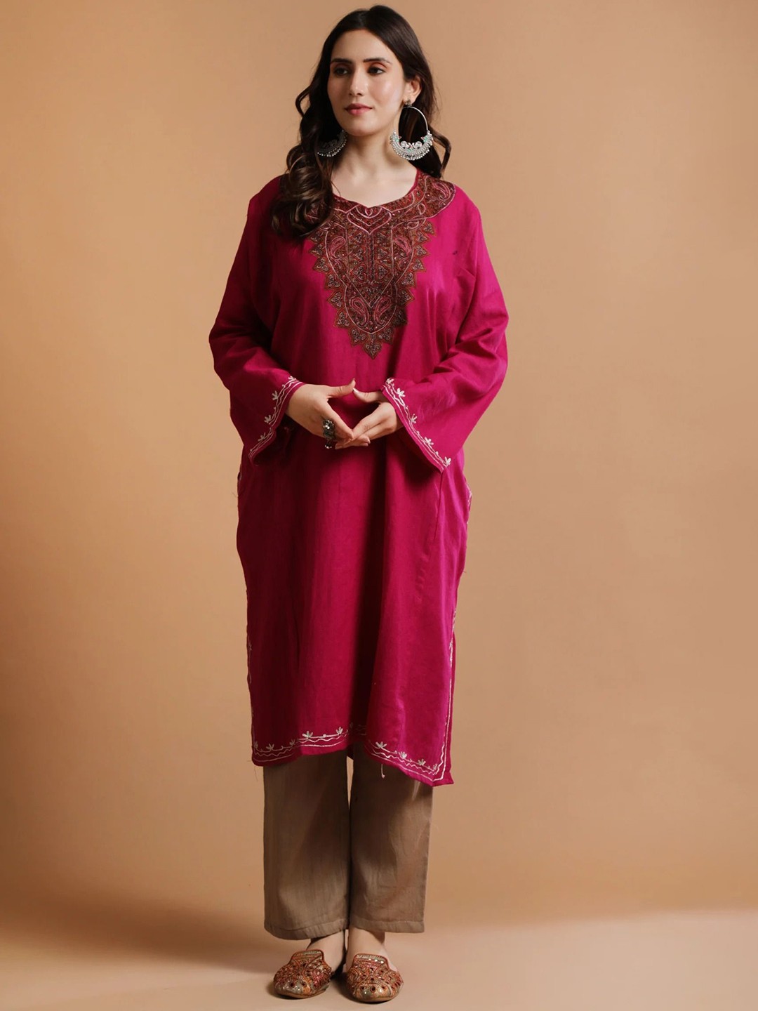 

TJORI Women Yoke Design Flared Sleeves Thread Work Woollen Kurta, Red