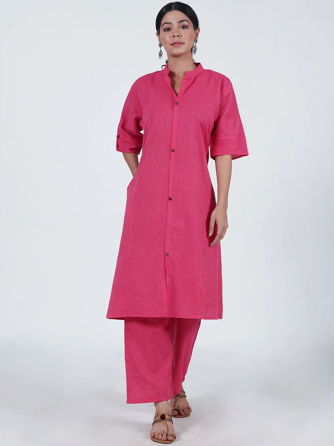 

TJORI Women Embroidered Flared Sleeves Thread Work Kurta, Pink