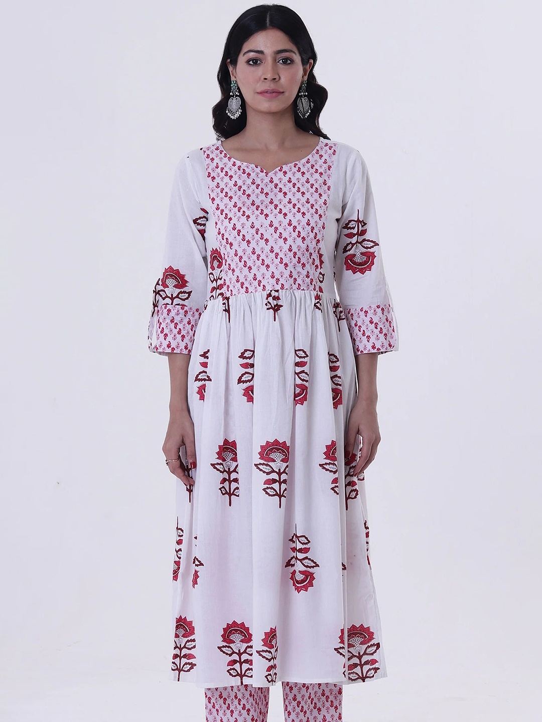 

TJORI Women Striped Flared Sleeves Sequinned Kurta, White