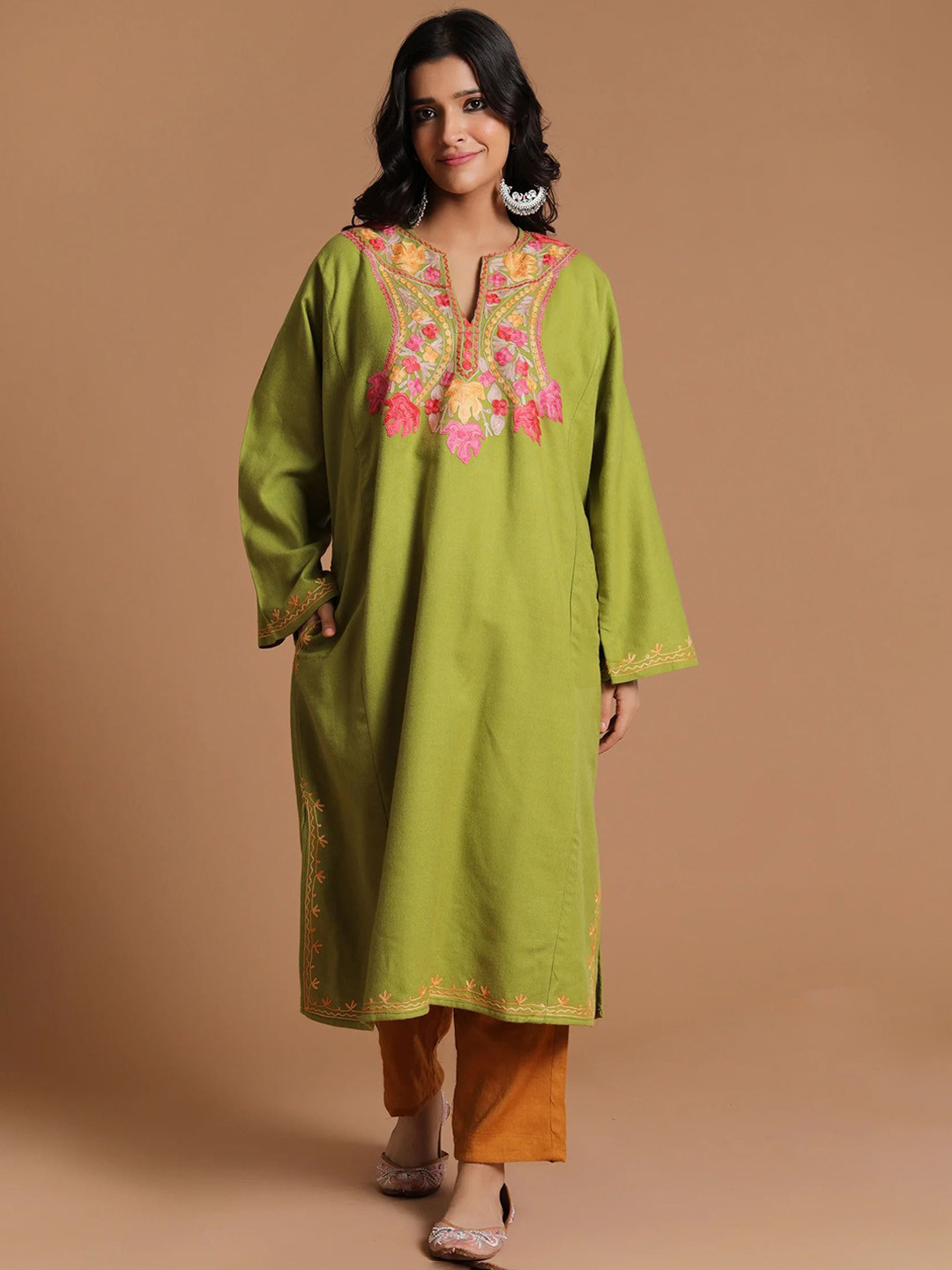 

TJORI Women Floral Embroidered Flared Sleeves Woollen Kurta, Olive