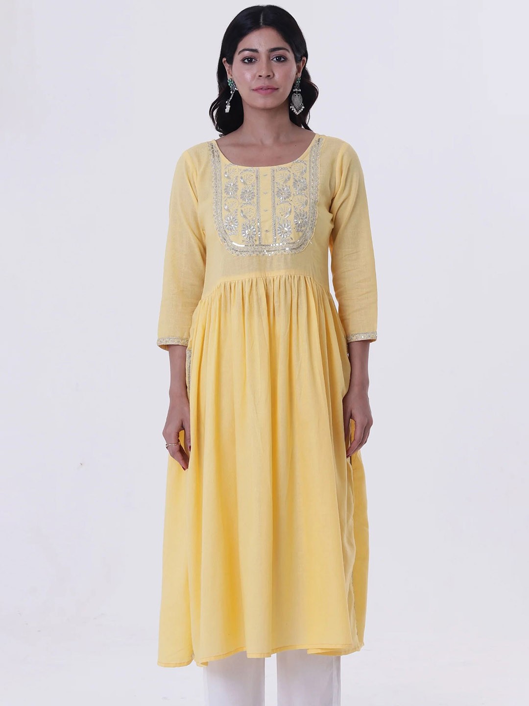

TJORI Women Flared Sleeves Thread Work Kurta, Yellow