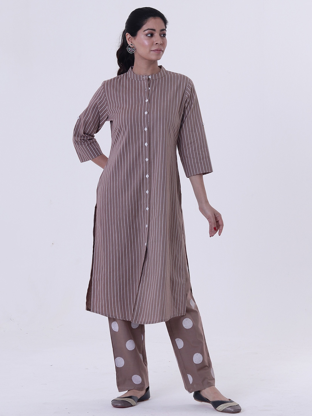 

TJORI Women Striped Thread Work Kurta, Grey