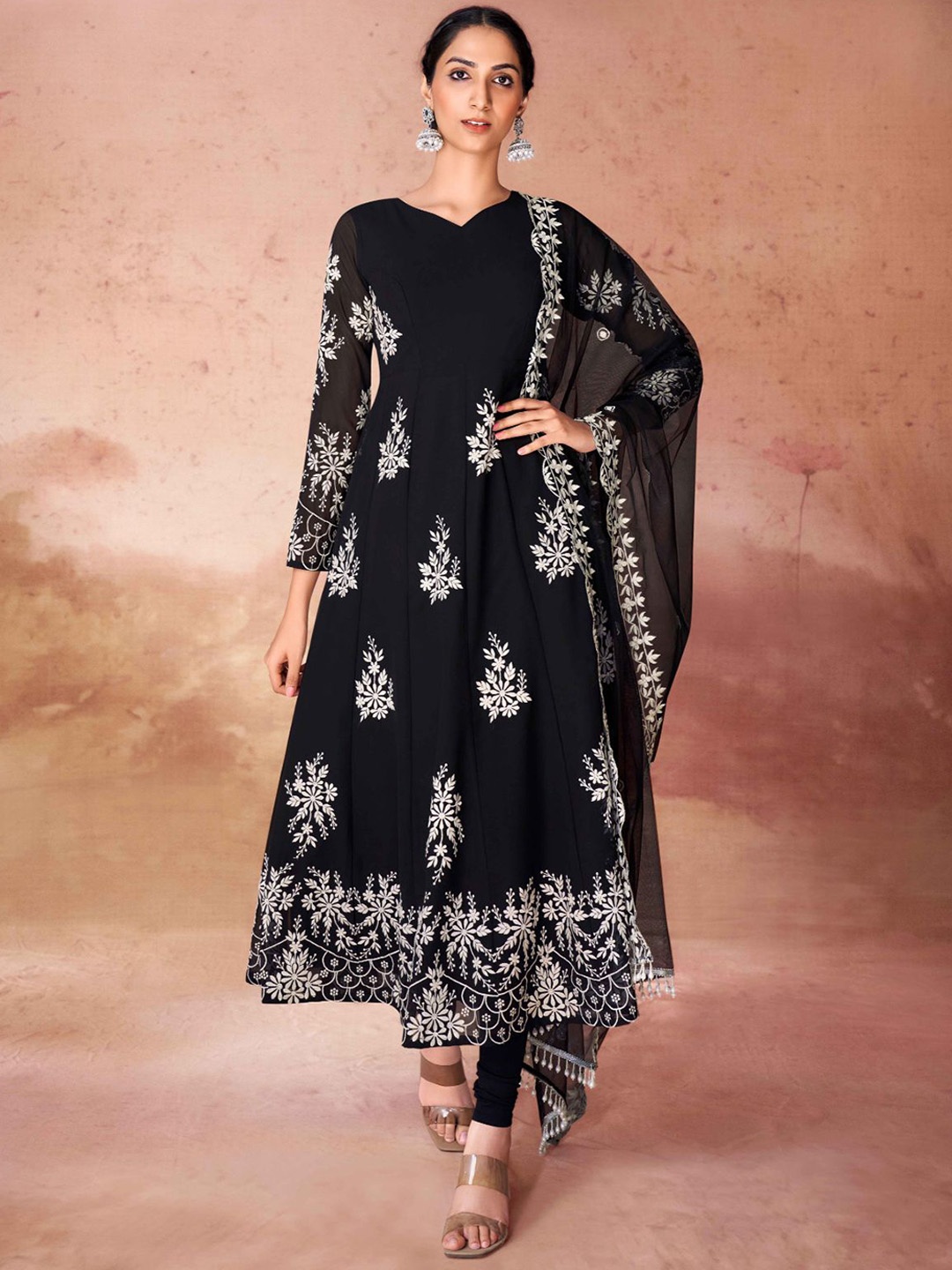 

ODETTE Women Floral Embroidered Regular Thread Work Kurta With Dupatta, Black