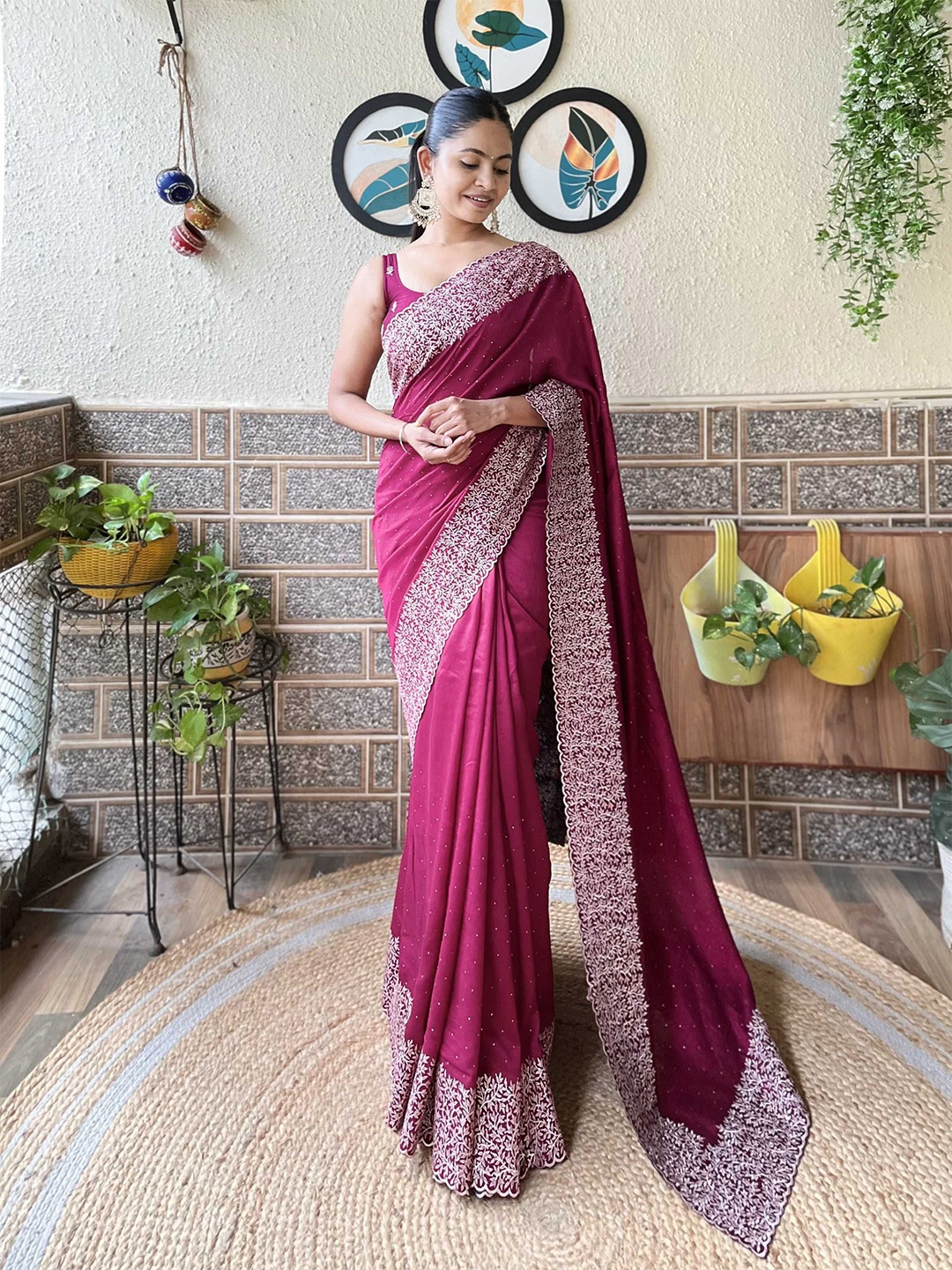 

Panzora Embroidered Silk Blend Saree, Purple