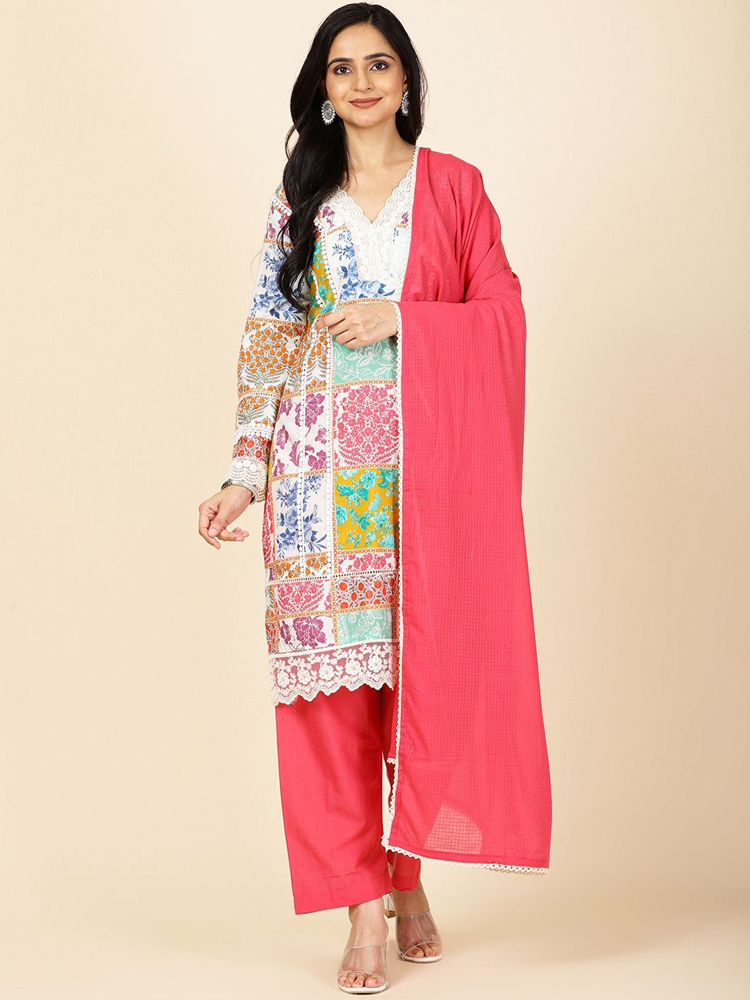 

Meena Bazaar Women Floral Printed Regular Kurta with Trousers & With Dupatta, Pink