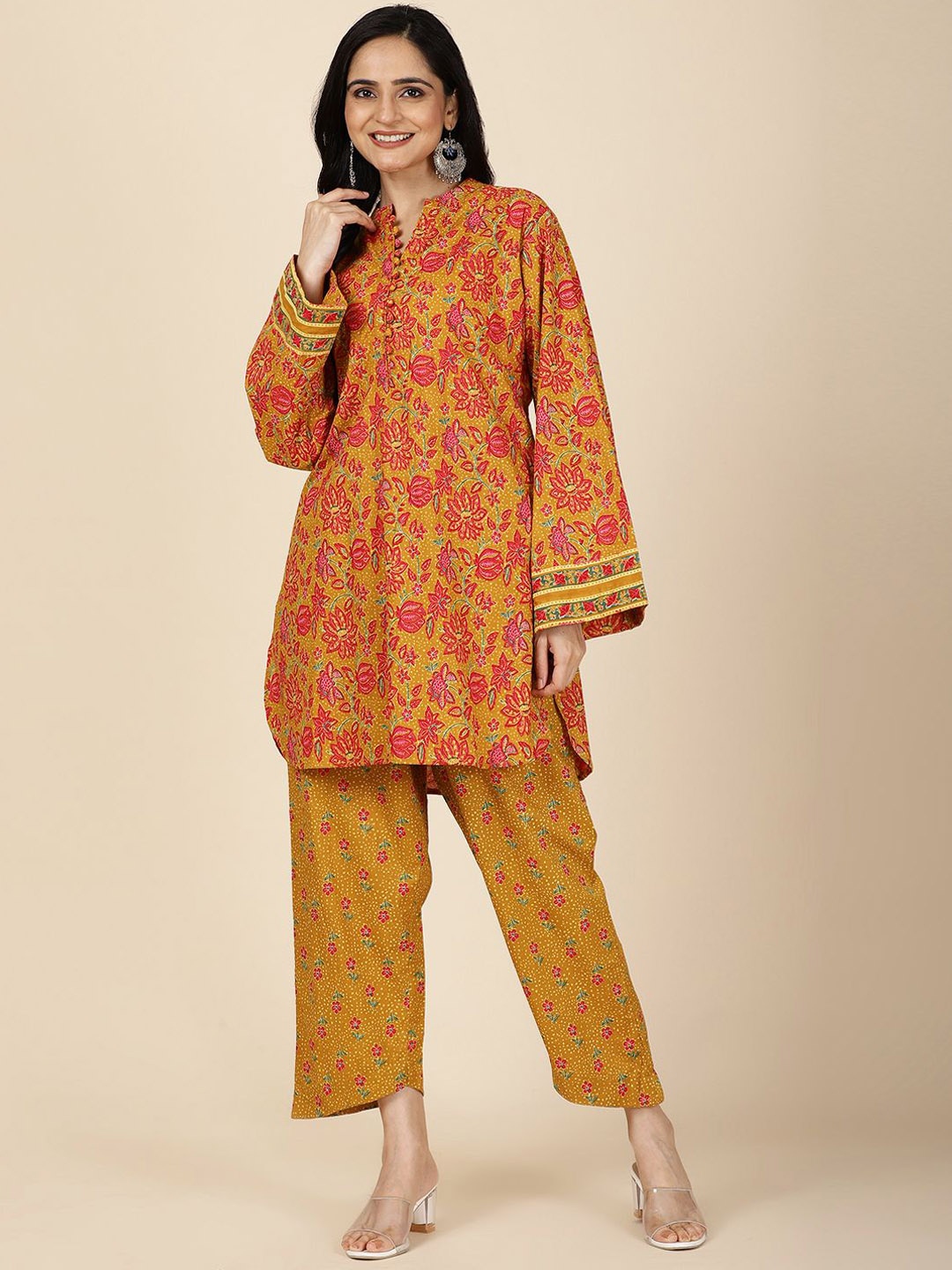 

Meena Bazaar Women Ethnic Motifs Printed Regular Kurti with Trousers, Mustard