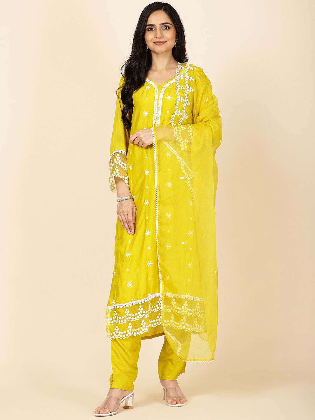 

Meena Bazaar Women Ethnic Motifs Embroidered Regular Thread Work Kurta with Trousers & With Dupatta, Yellow