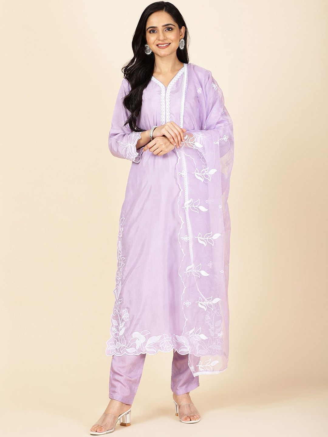 

Meena Bazaar Women Floral Embroidered Regular Kurta with Trousers & With Dupatta, Lavender