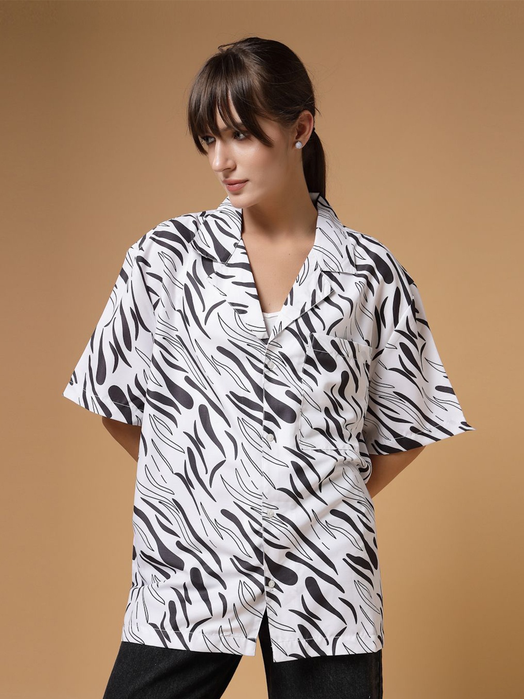 

VESTIDO MODAS Unisex Abstract Monochrome Printed Oversized Casual Shirt, White