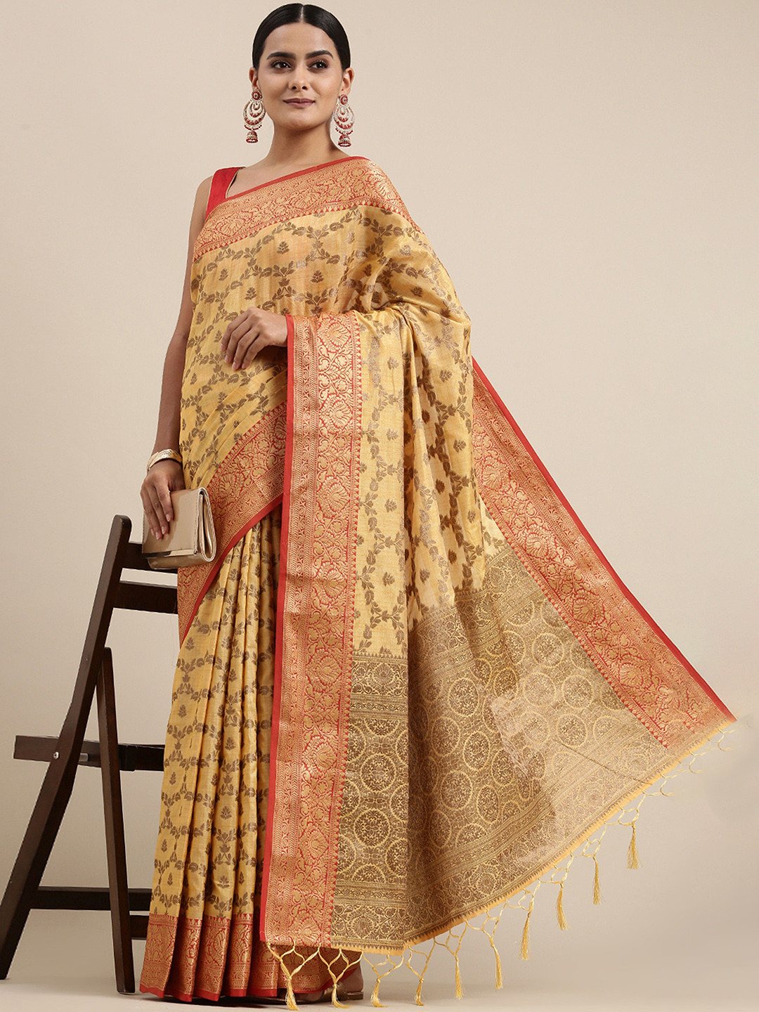 

HEER FASHION Woven Design Zari Banarasi Saree, Yellow