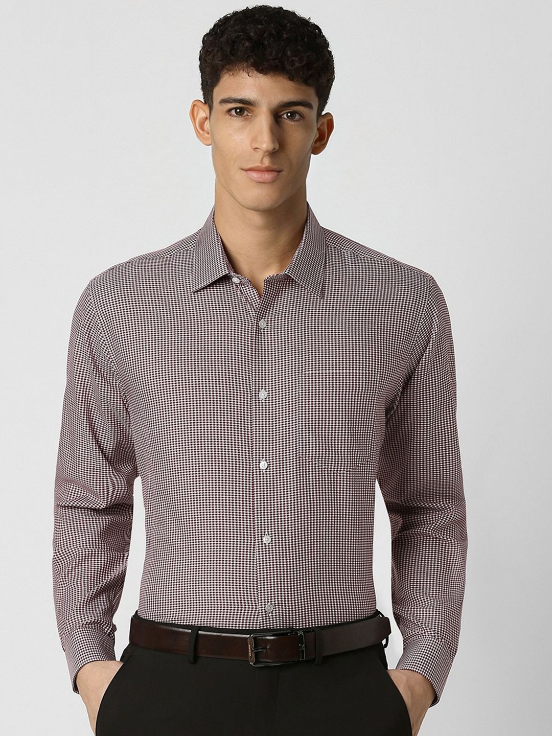 

Van Heusen Men Micro Checks Opaque Checked Party Shirt, Maroon