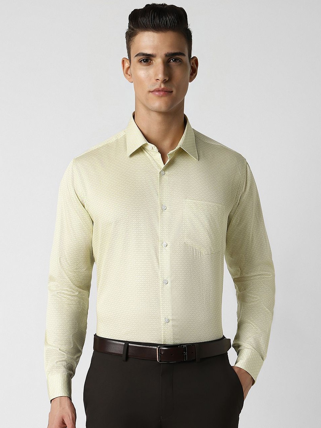 

Van Heusen Men Opaque Party Shirt, Yellow