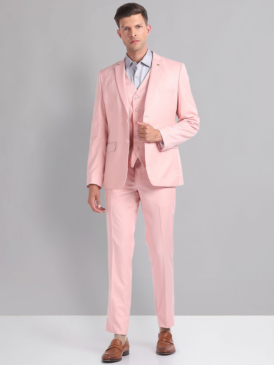 

AD By Arvind Men Reversible Waistcoat Single-Breasted Three Piece Suit, Pink