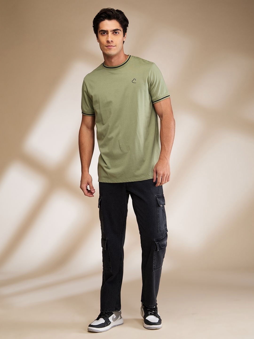 

Being Human Men Applique T-shirt, Green