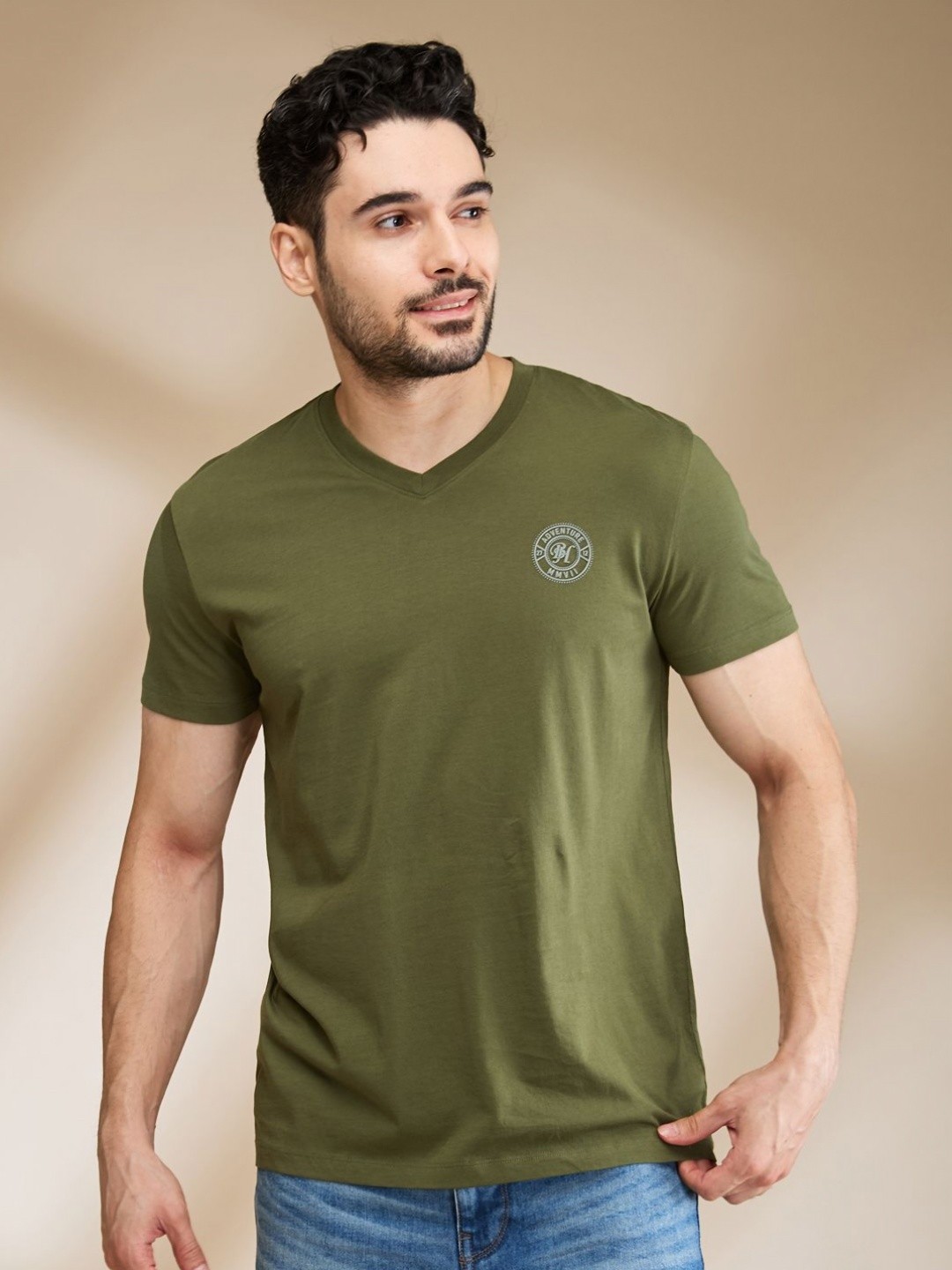 

Being Human Men V-Neck Applique T-shirt, Green