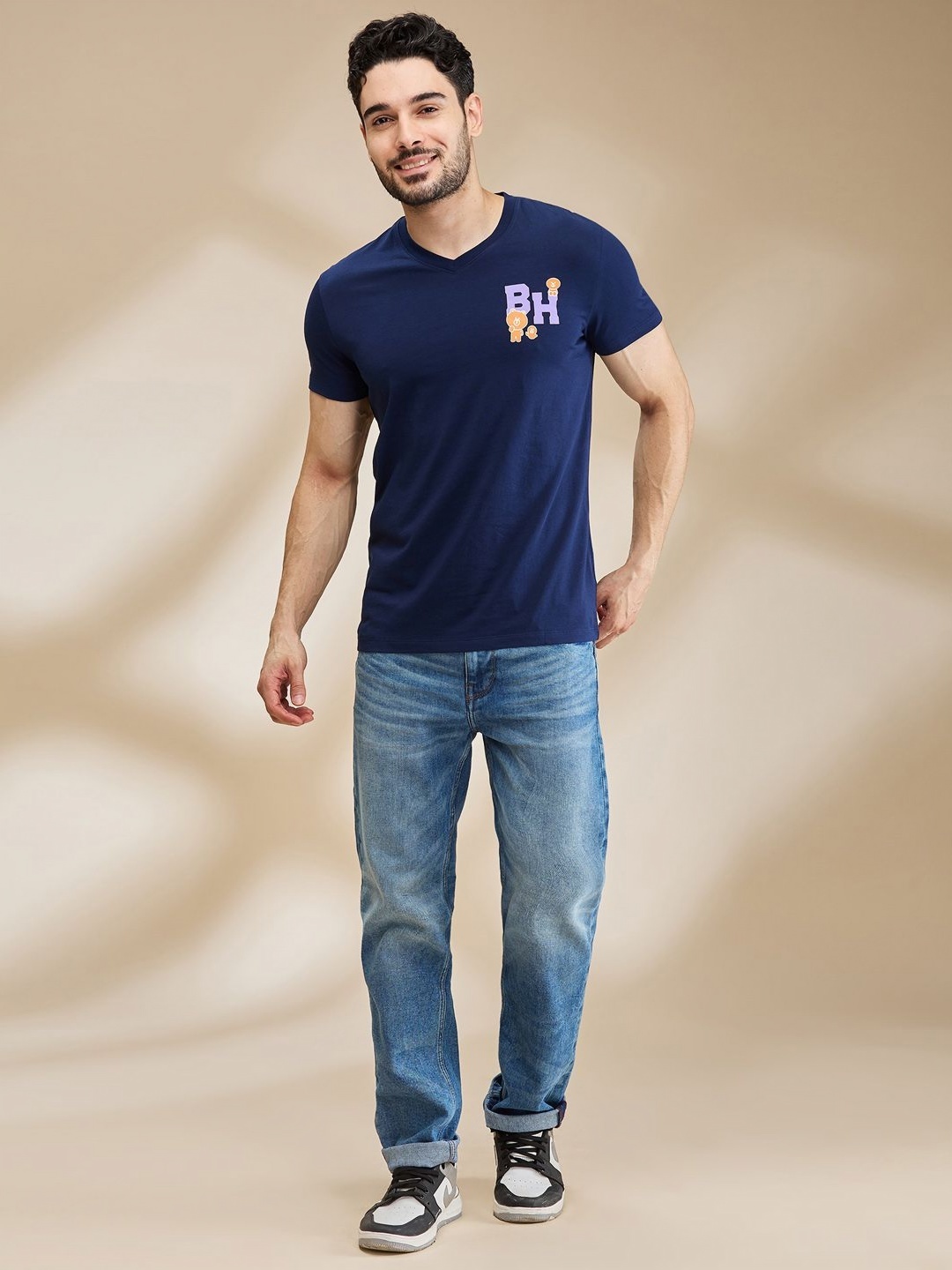 

Being Human Men V-Neck Pockets T-shirt, Blue