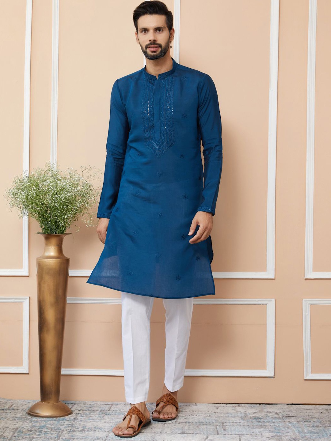 

See Designs Men Checked Flared Sleeves Anarkali Kurta, Blue