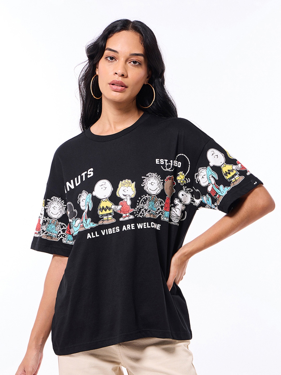 Bewakoof Women Peanuts Graphic Printed Pure Cotton Oversized Fit T-shirt, Black
