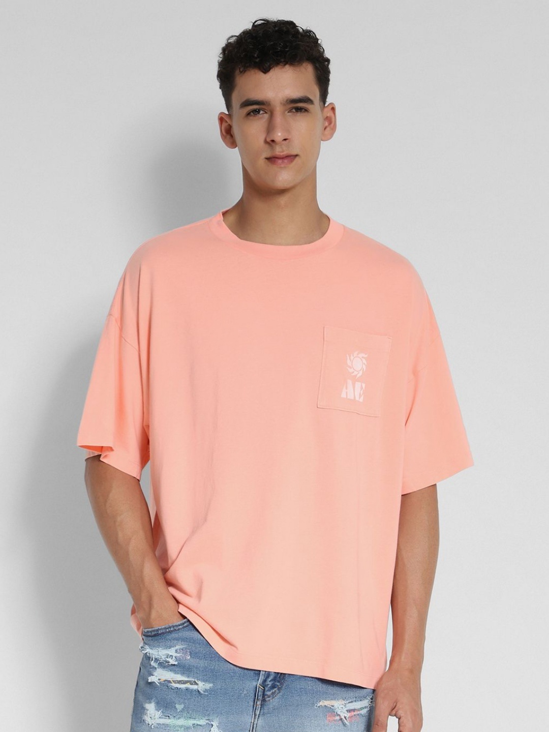 

AMERICAN EAGLE OUTFITTERS Oversized Pocket T-shirt, Peach