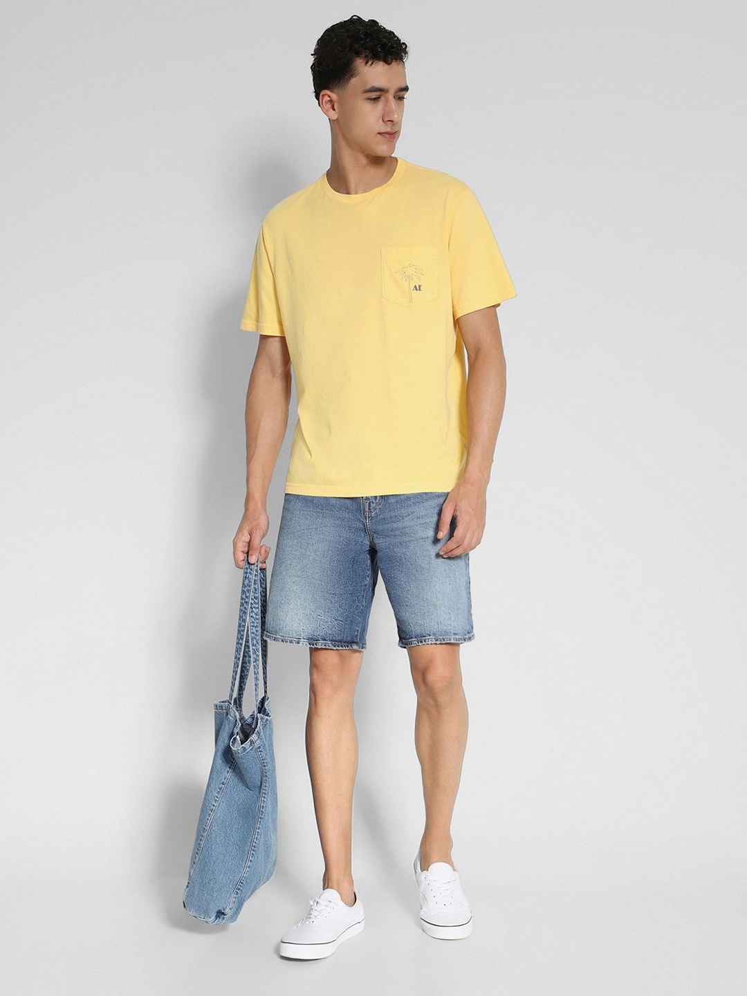 

AMERICAN EAGLE OUTFITTERS Men Pockets T-shirt, Yellow
