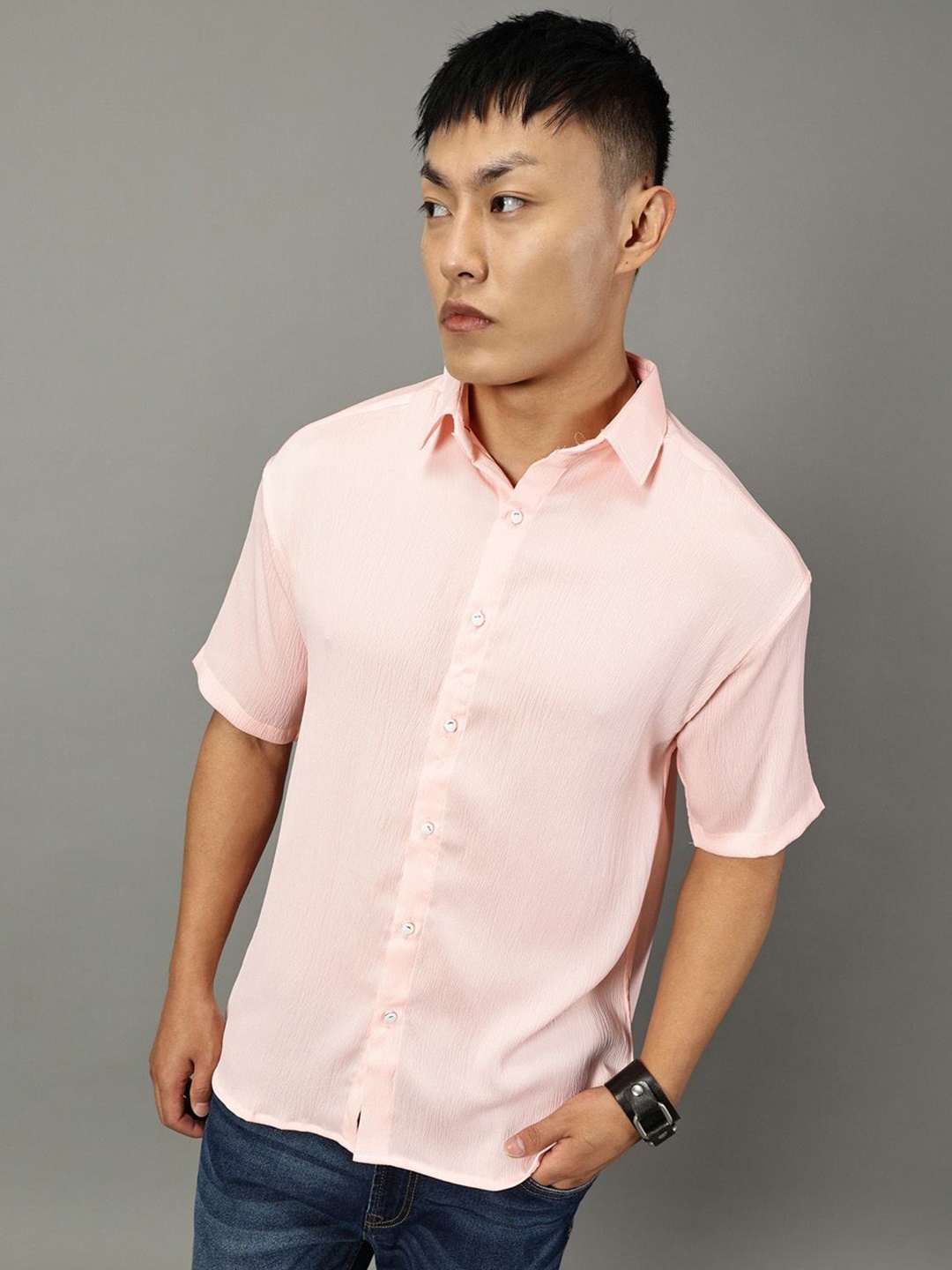 

Rodzen Men Standard Opaque Casual Shirt, Peach