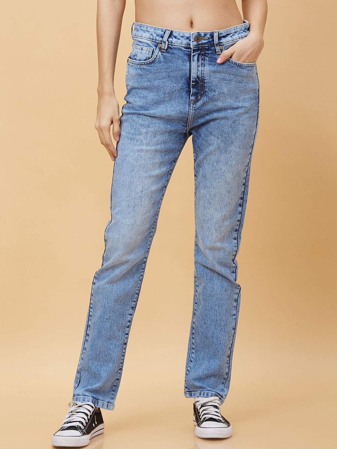

Being Human Women Slim Fit Low Distress Light Fade Jeans, Blue