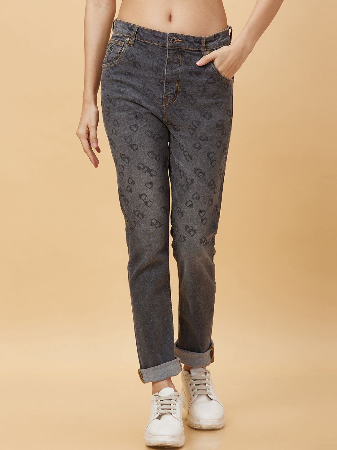 

Being Human Women Slim Fit Heavy Fade Jeans, Grey