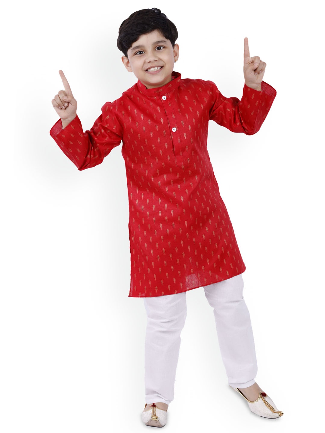 

BAESD Boys Paisley Printed Regular Kurta with Trousers, Red