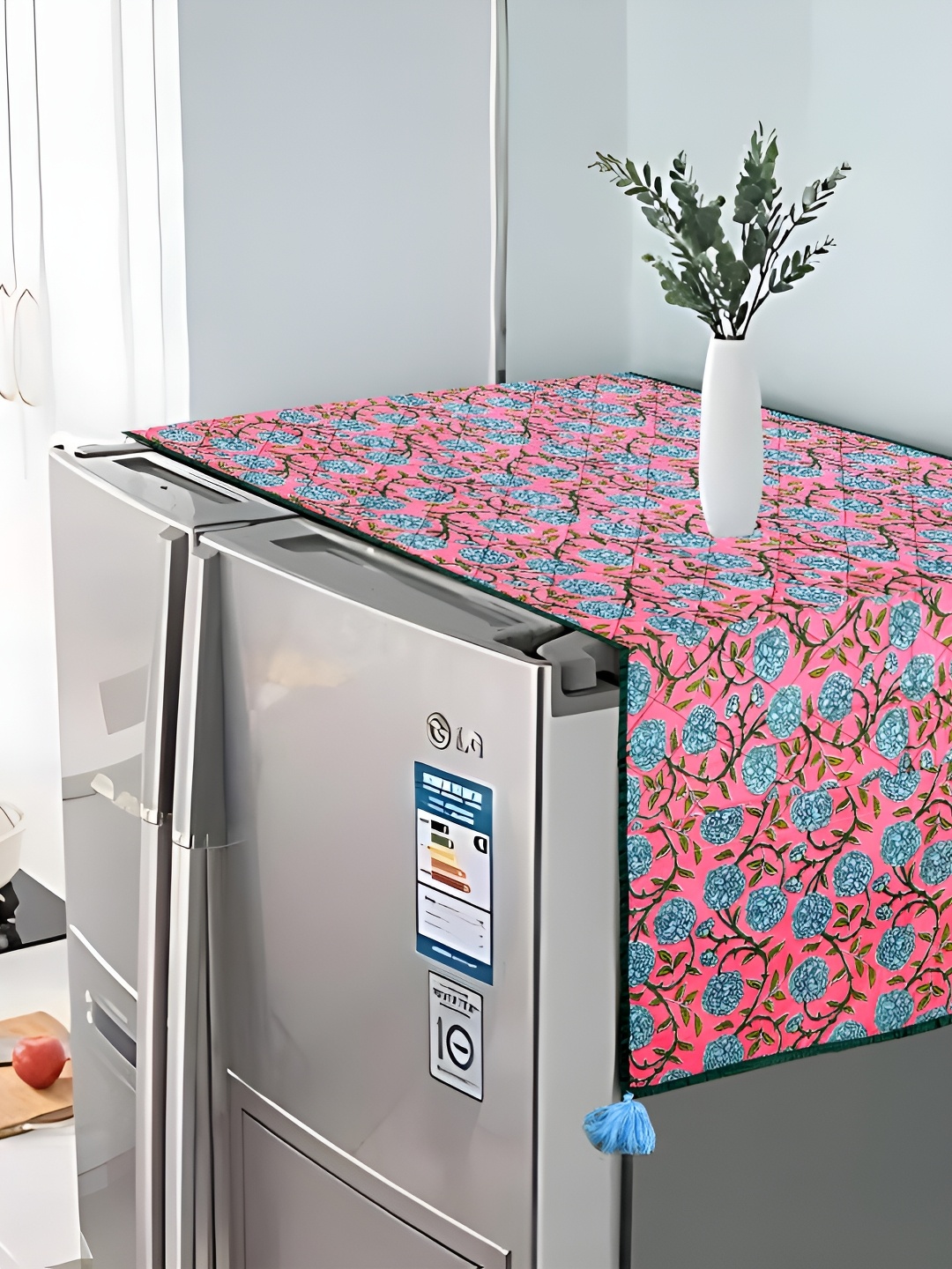 

Astitva Pink & Green Floral Fridge Top Cover