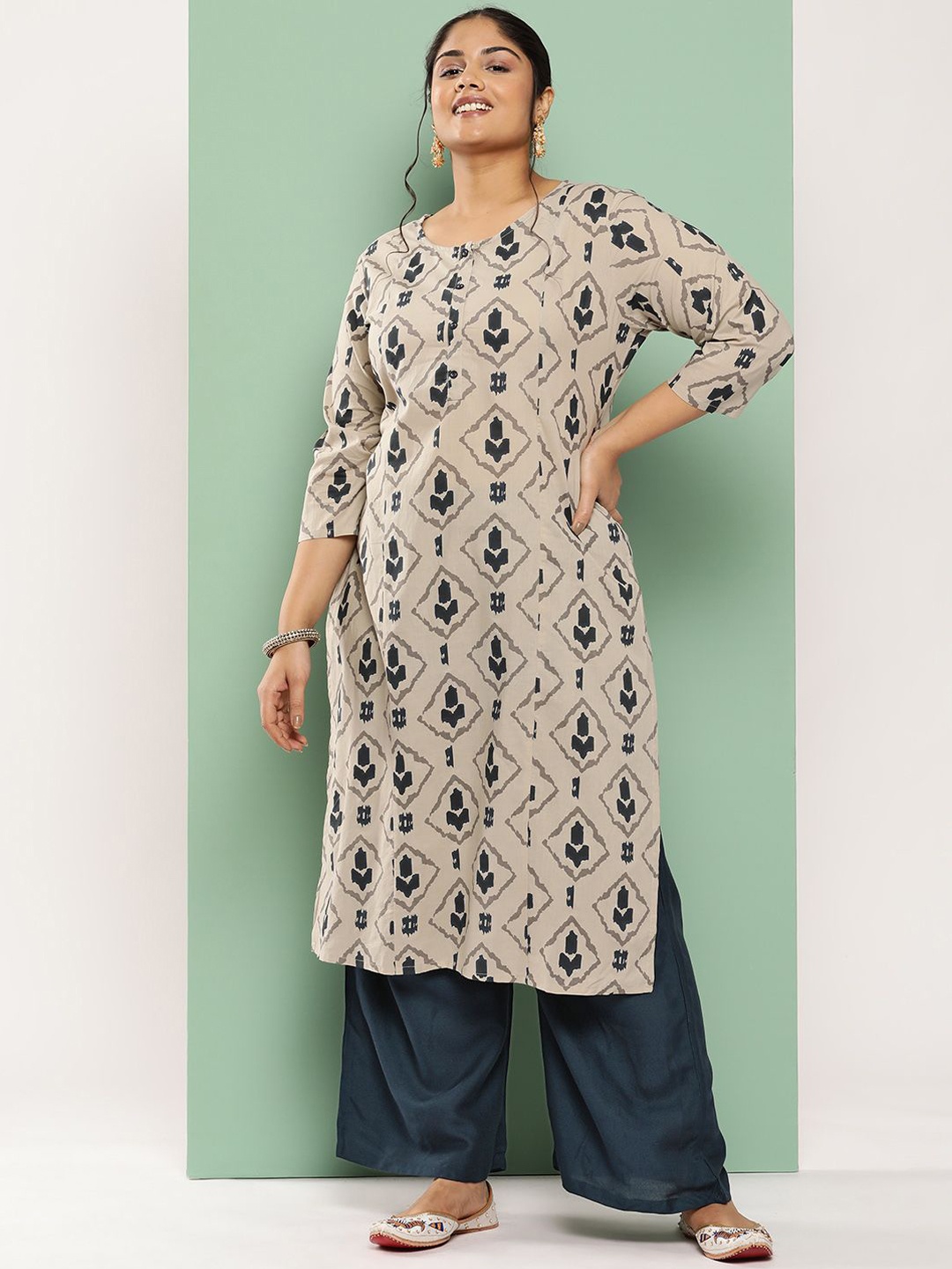 

Yufta Women Printed Flared Sleeves Thread Work Kurta, Beige