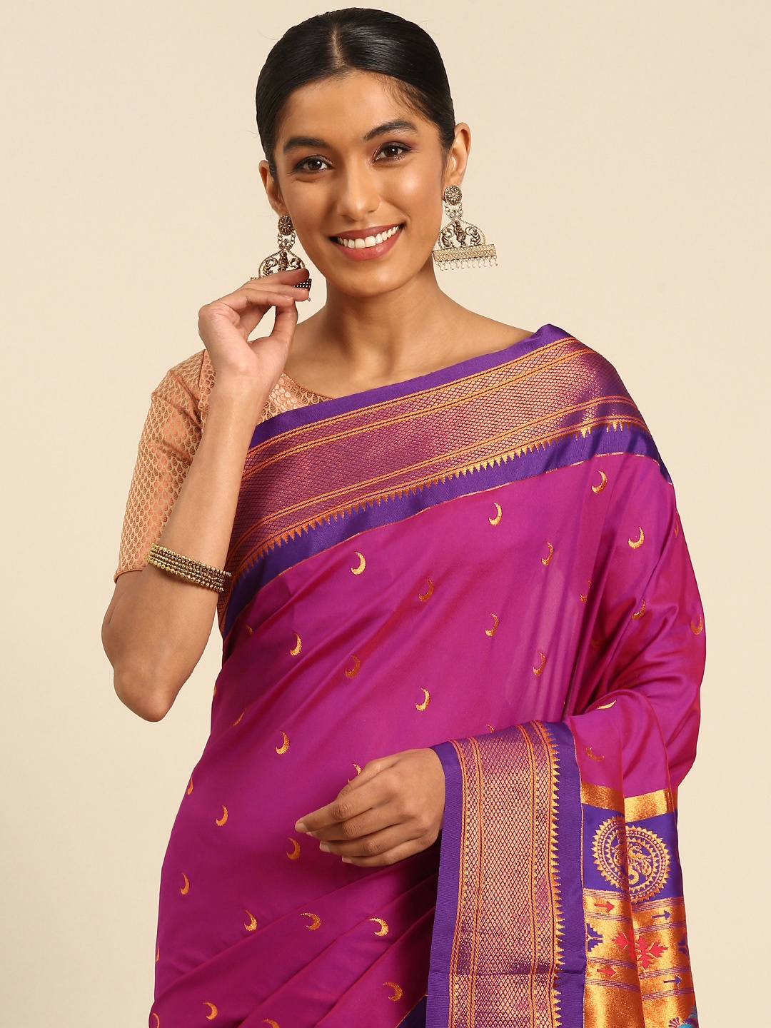 

Varkala Silk Sarees Ethnic Motifs Zari Paithani Saree, Magenta