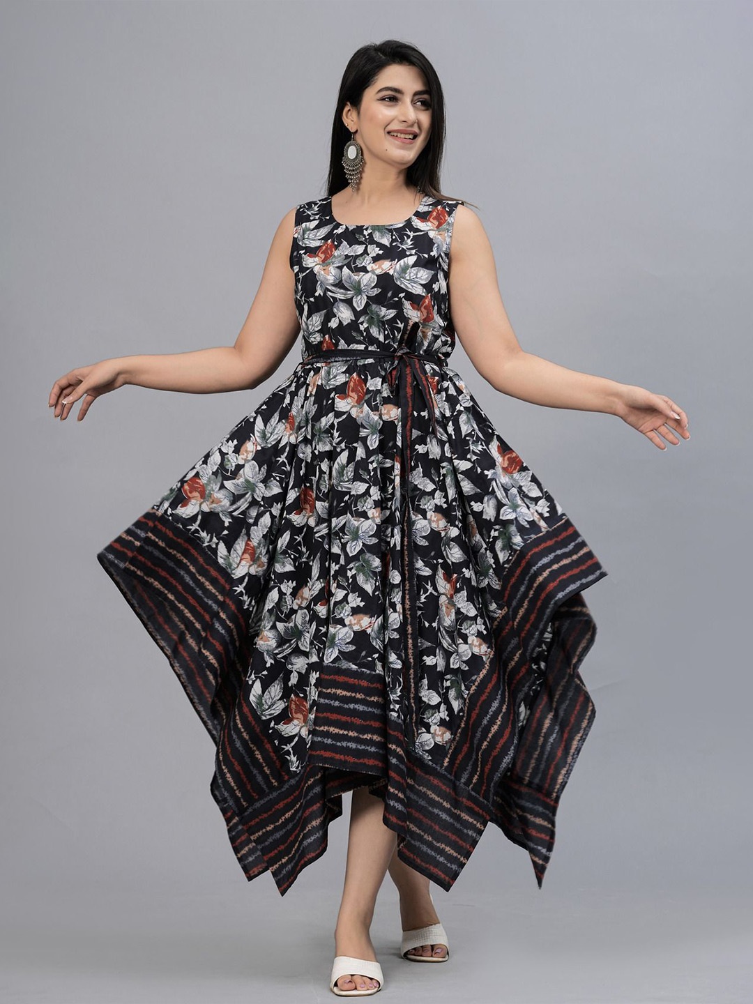 

FrionKandy Floral Print Maxi Dress, Black