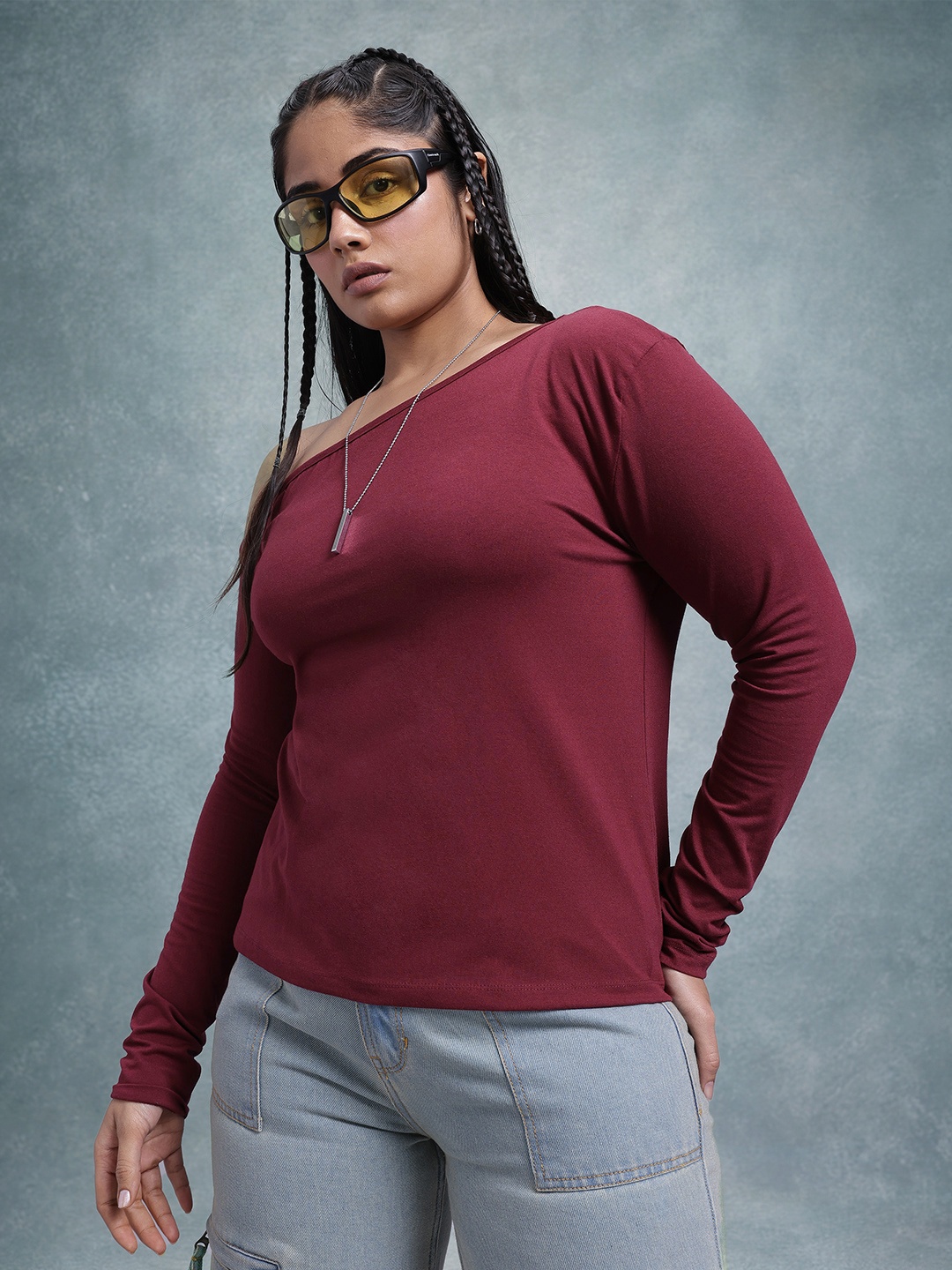 

The Roadster Lifestyle Co. Plus Size One-Shoulder T-shirt, Maroon