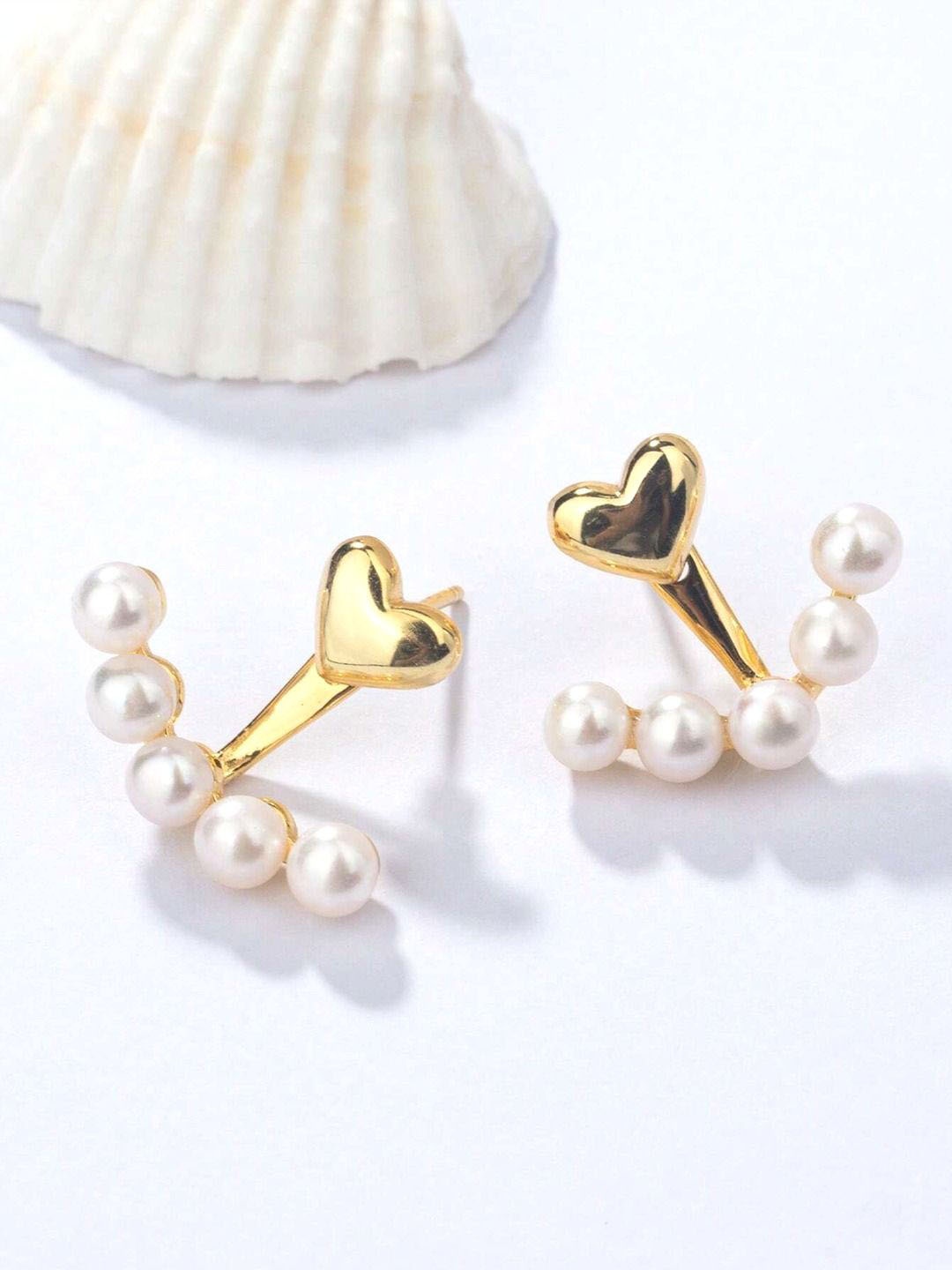 

VAGHBHATT Classic Studs Earrings, White
