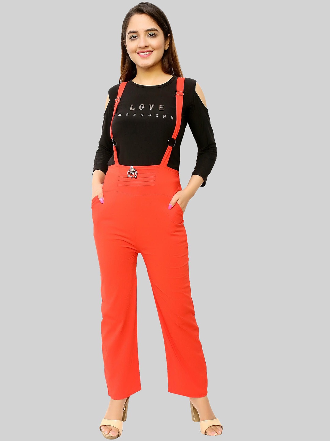 

Elendra jeans Girls Cotton Dungaree With T-Shirt, Red