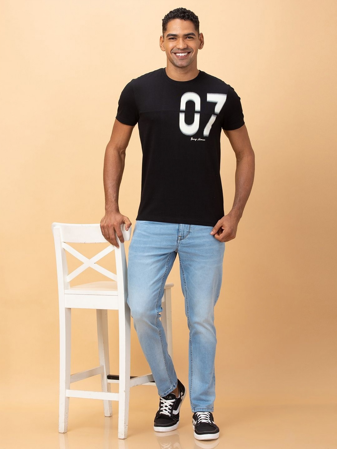 

Being Human Men Typography Applique Slim Fit T-shirt, Black