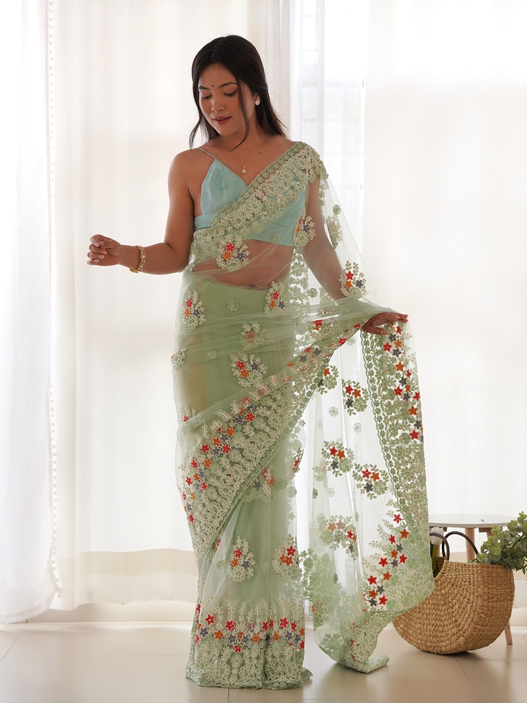 

Munir Floral Beads and Stones Net Saree, Green