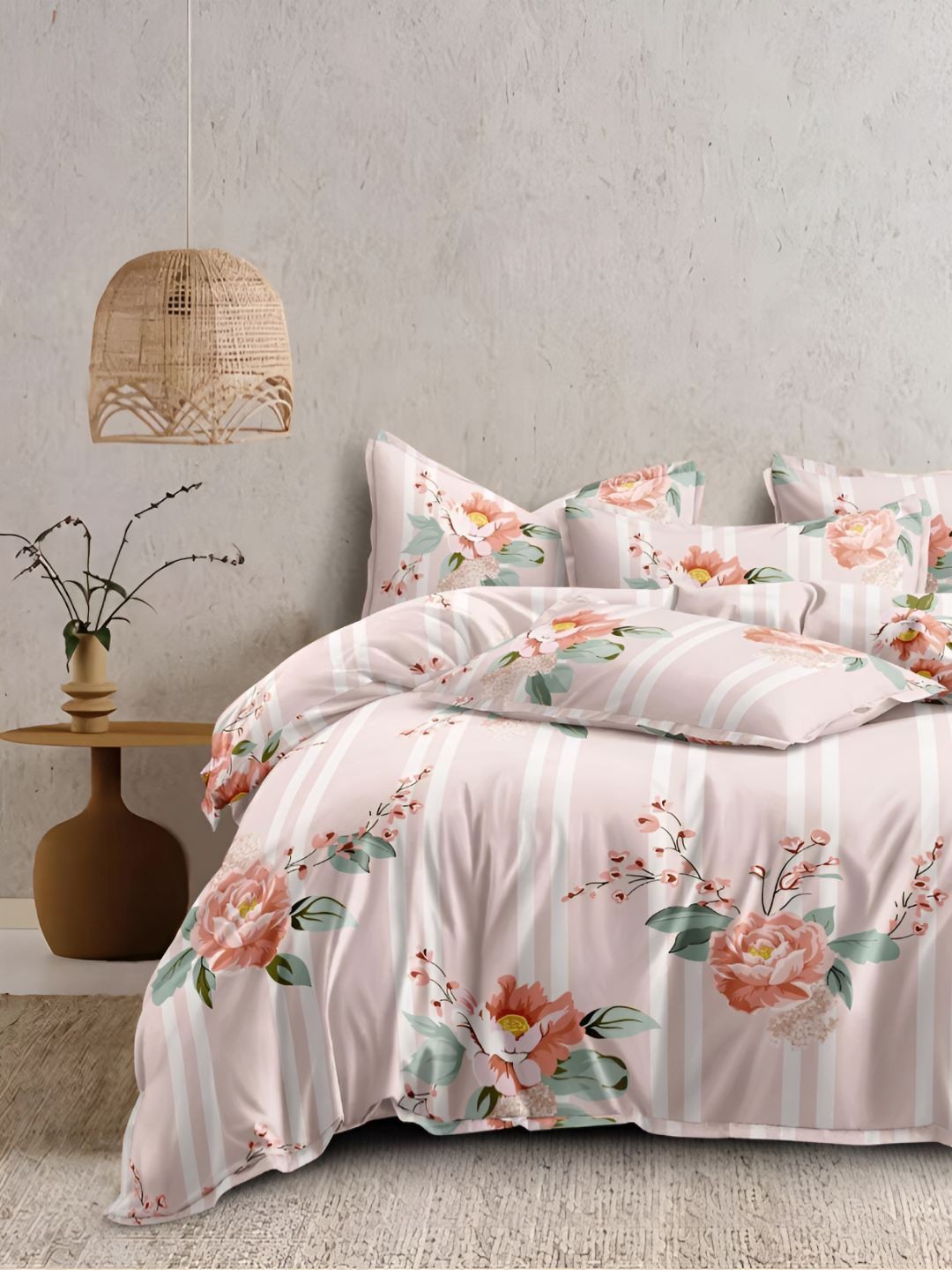 

Bajo's Pink & Grey Floral 350 TC King Bedsheet with 4 Pillow Covers